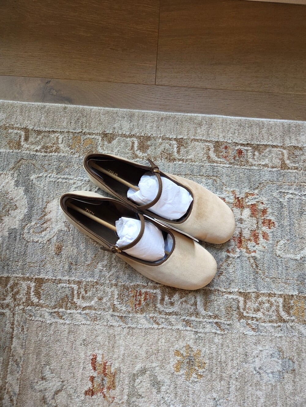 New ZARA Velvet Balet Flats